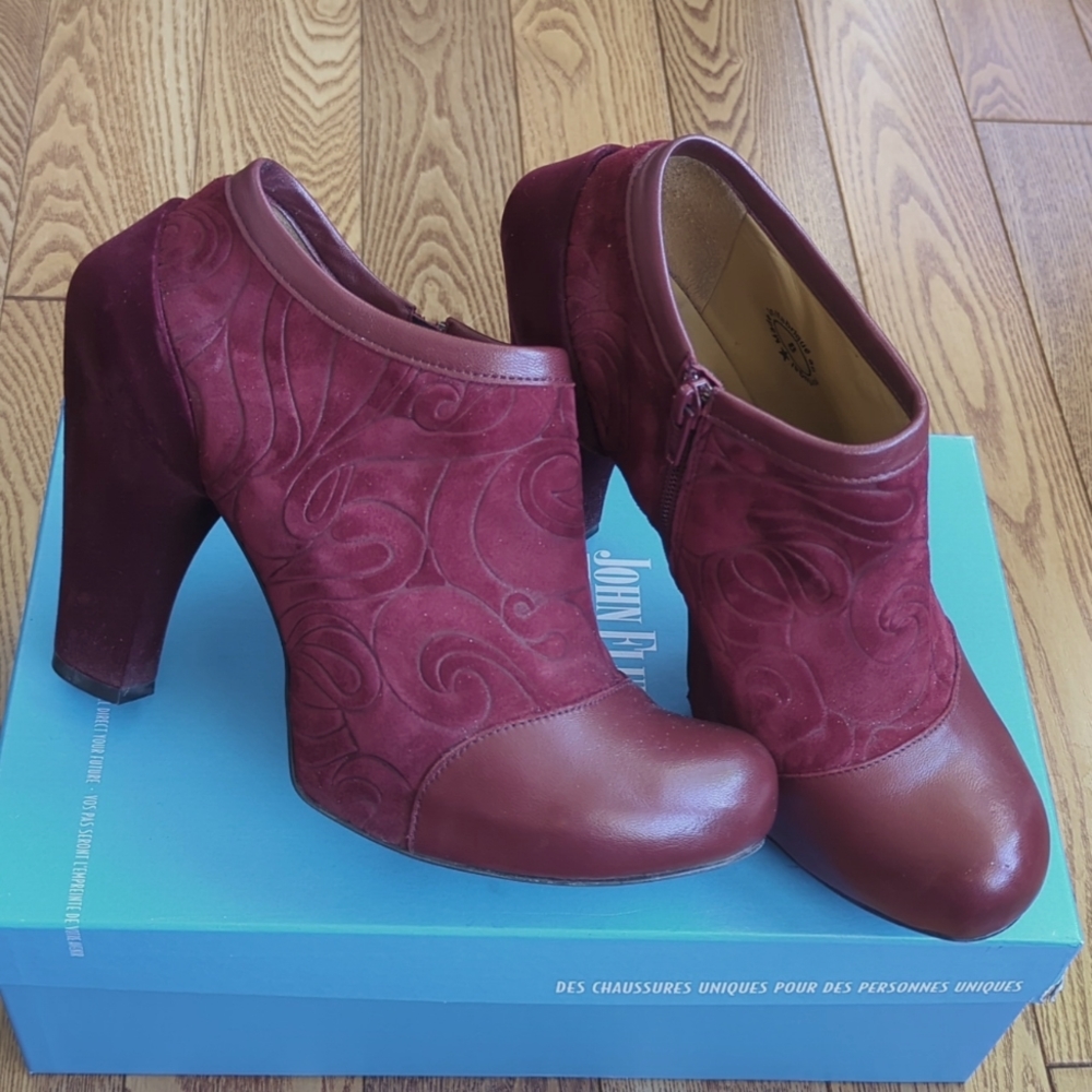 Wmns 8 Fluevog Balthazar Zip Up Bootie